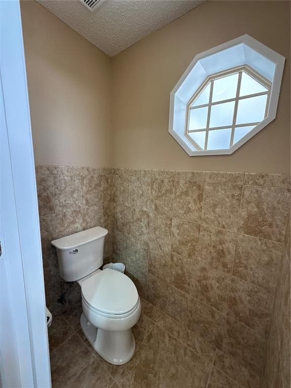 100 WEBSTER LANE photo 22
