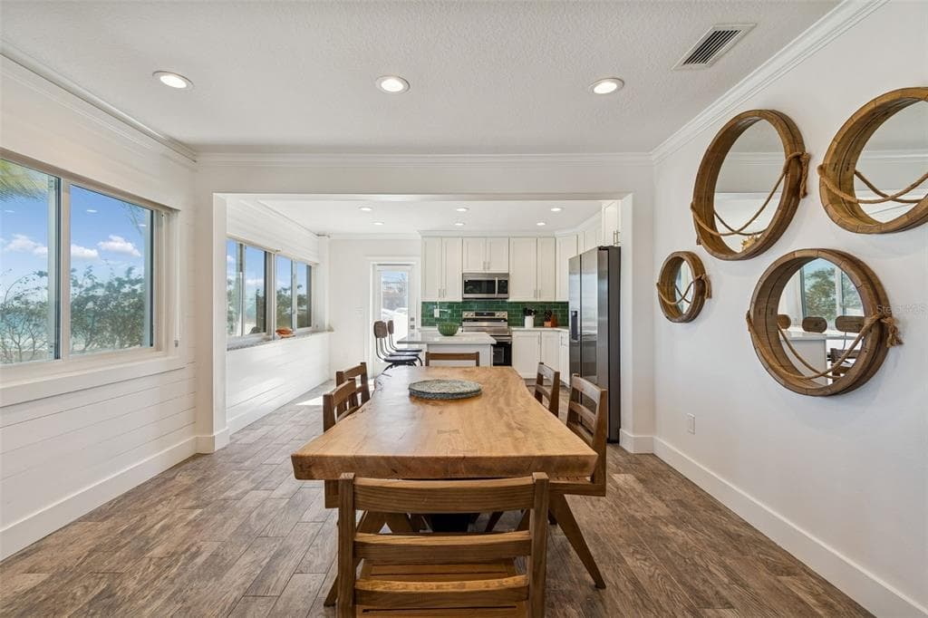 865 N SHORE DRIVE photo 21