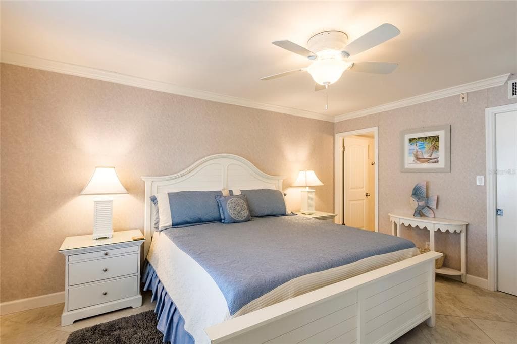 5968 MIDNIGHT PASS ROAD 158 photo 16
