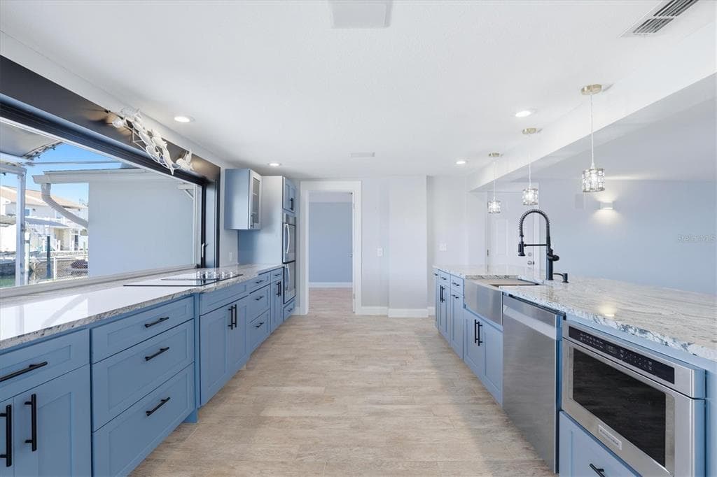 13701 MARIA DRIVE photo 18