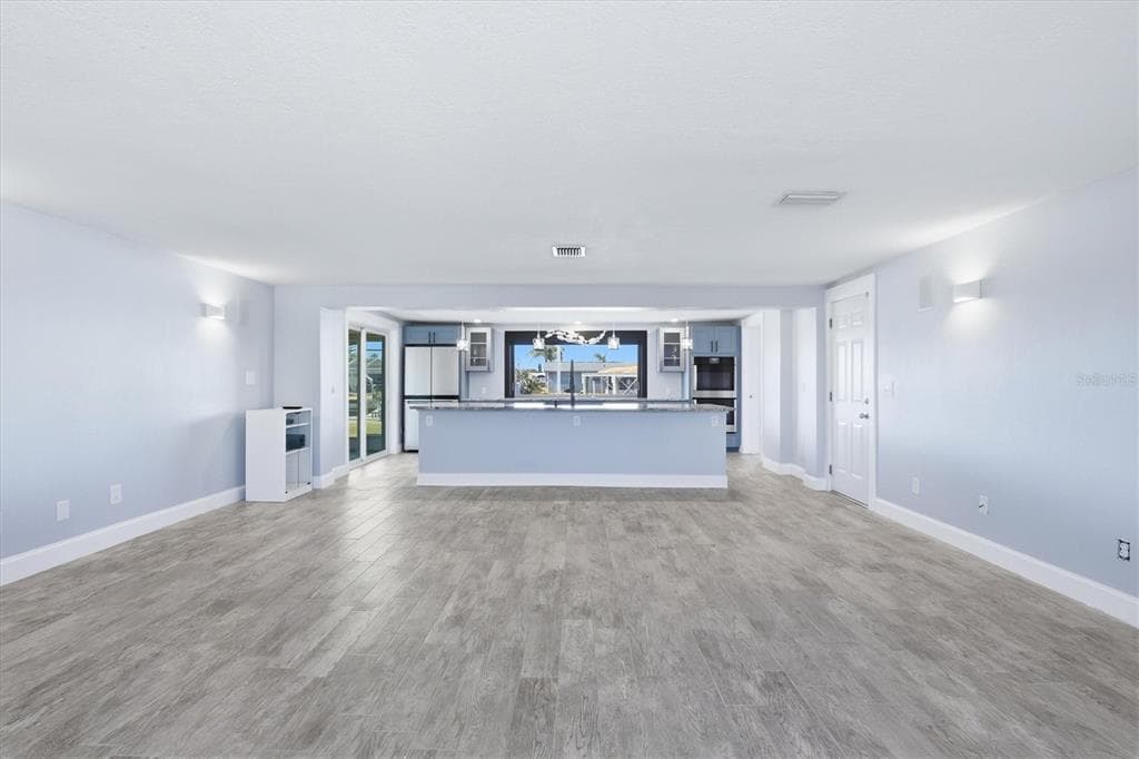 13701 MARIA DRIVE photo 15
