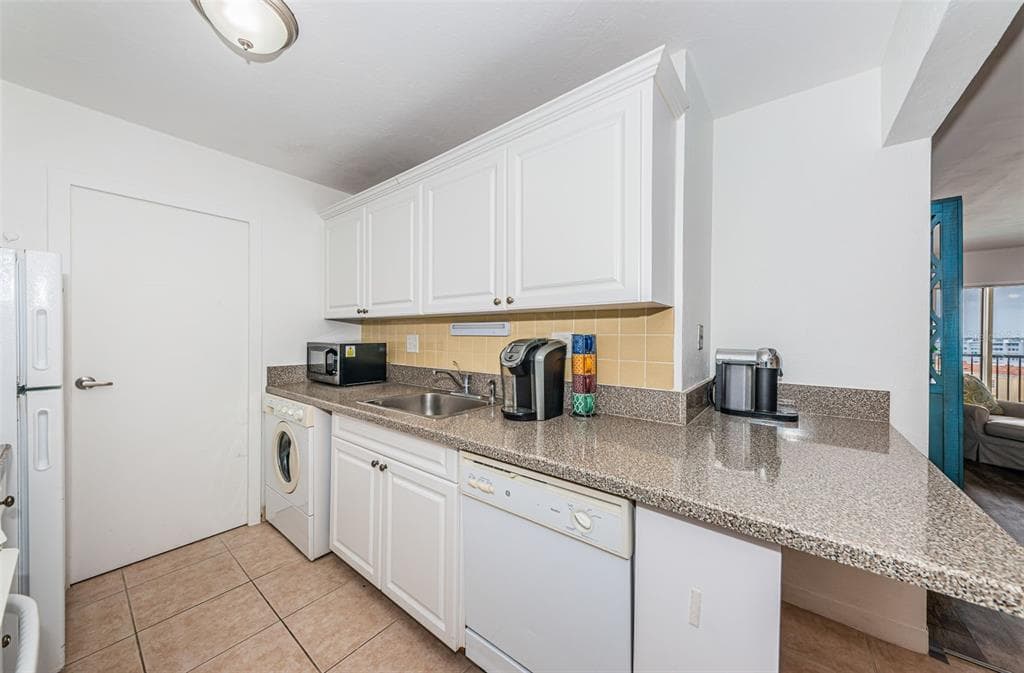 10355 PARADISE BOULEVARD 711 photo 17