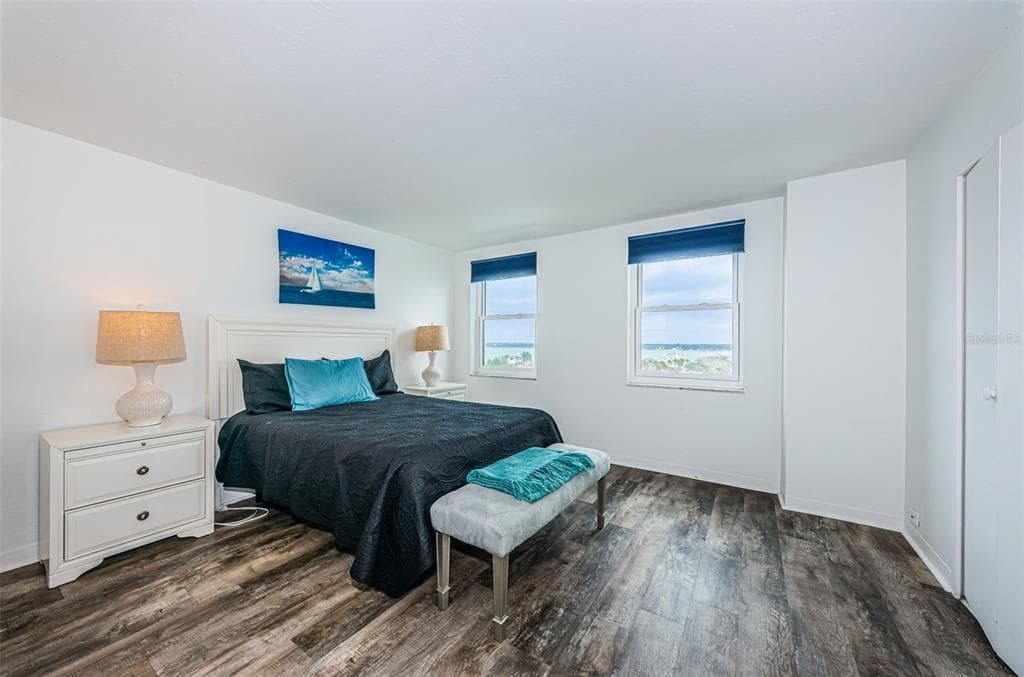 10355 PARADISE BOULEVARD 711 photo 22