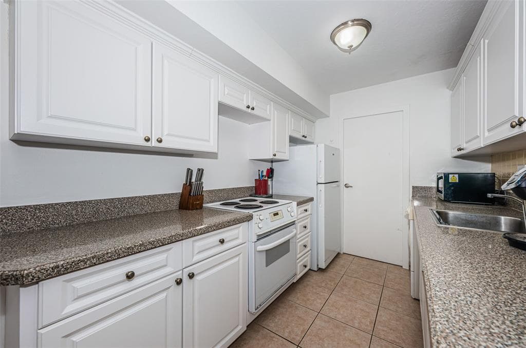 10355 PARADISE BOULEVARD 711 photo 15