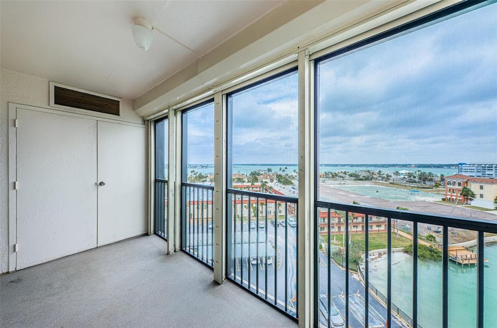 10355 PARADISE BOULEVARD 711 photo 19