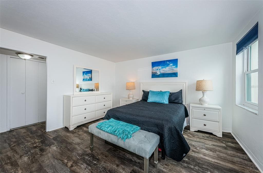 10355 PARADISE BOULEVARD 711 photo 21