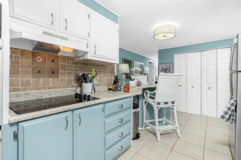 1300 SANDERLING DRIVE photo 16