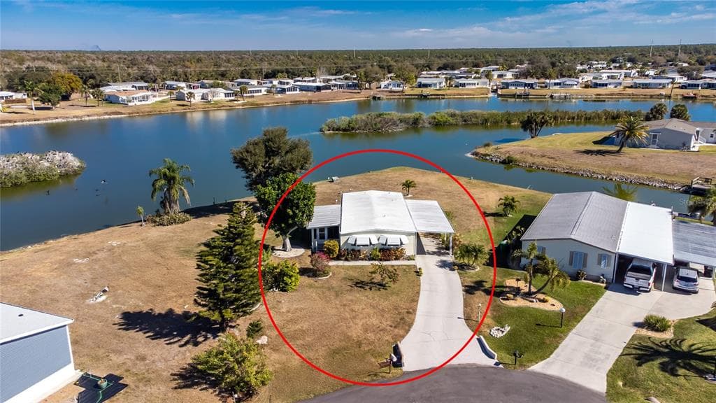 1300 SANDERLING DRIVE photo 3