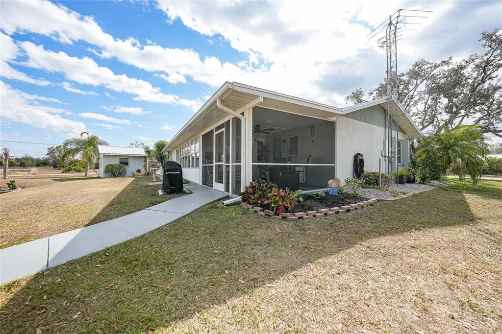 405 RIDGECREST DRIVE photo 21