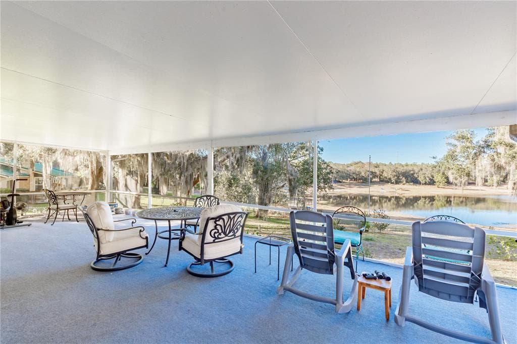 6433 LOCH LOMMOND DRIVE photo 2