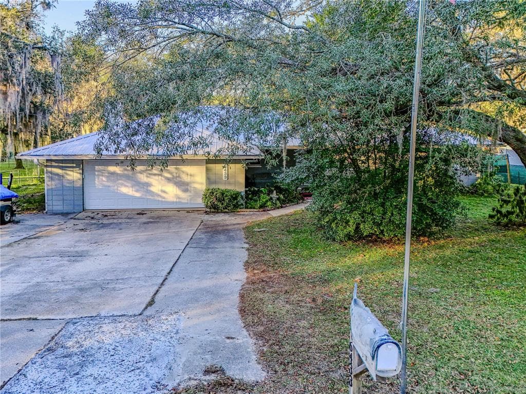 6433 LOCH LOMMOND DRIVE photo 7