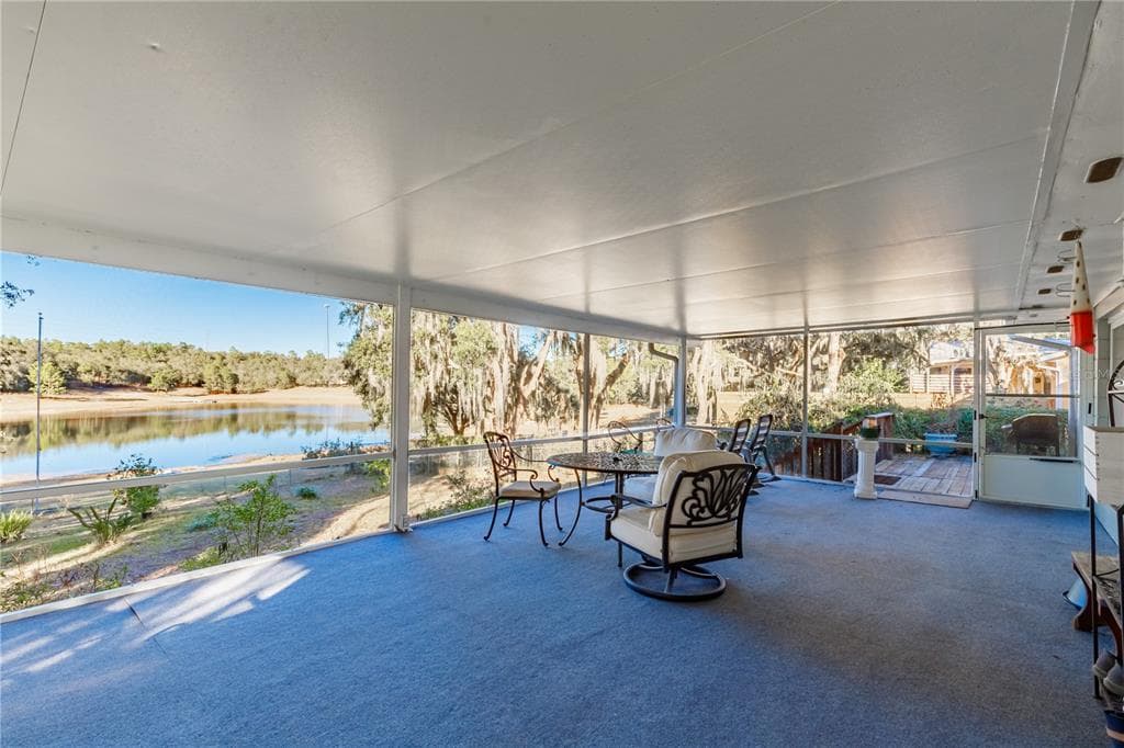 6433 LOCH LOMMOND DRIVE photo 1