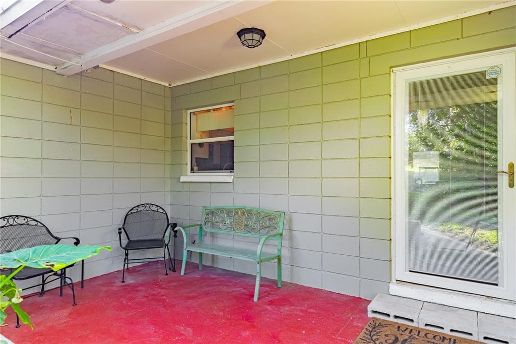 6433 LOCH LOMMOND DRIVE photo 11