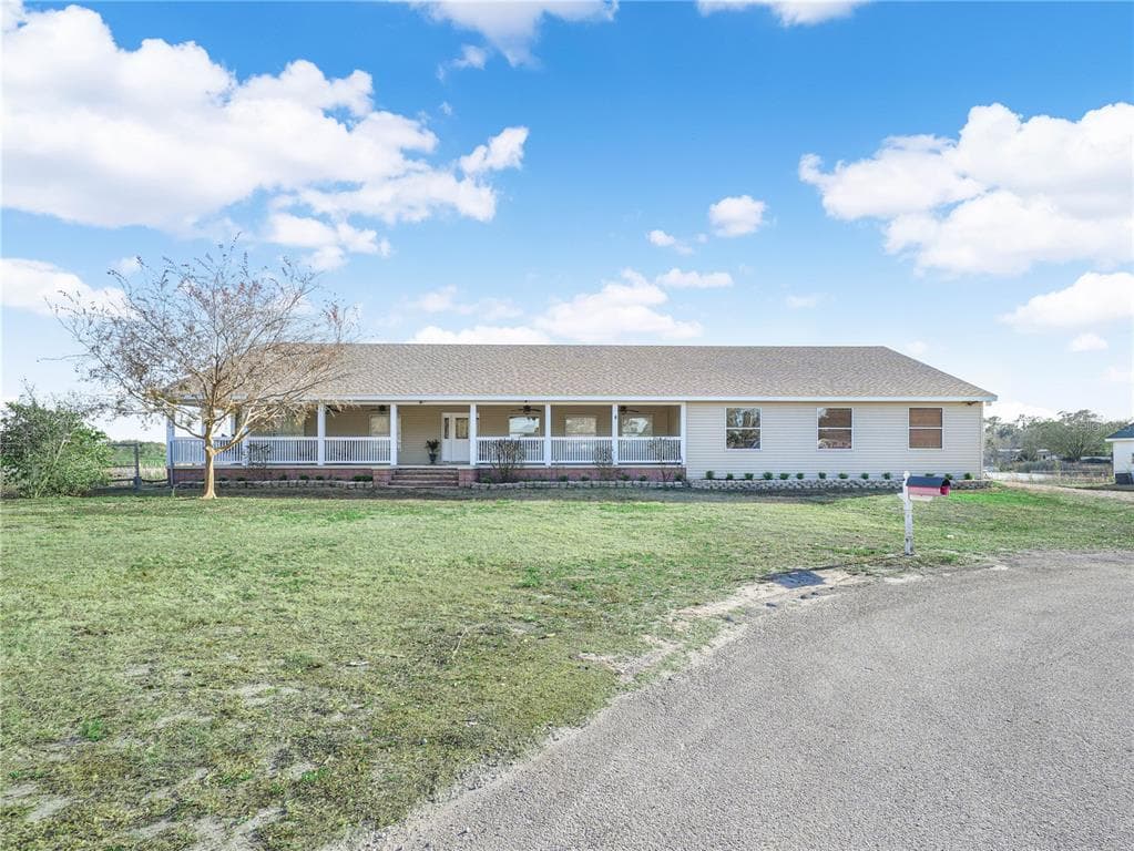 124 PANGOLA DRIVE 1