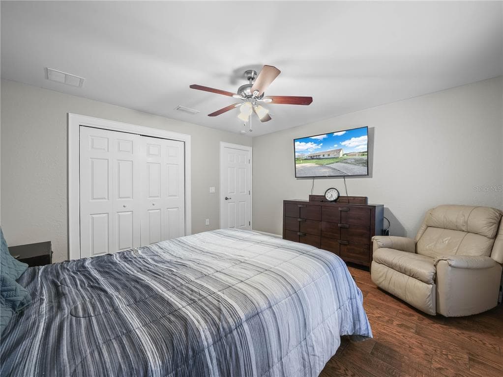 124 PANGOLA DRIVE photo 20