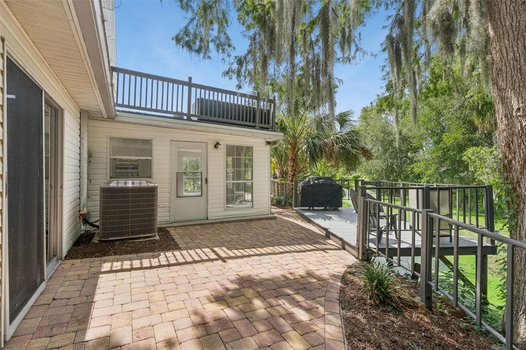 7247 TREASURE ISLAND ROAD photo 22