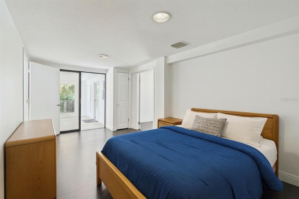 7247 TREASURE ISLAND ROAD photo 9