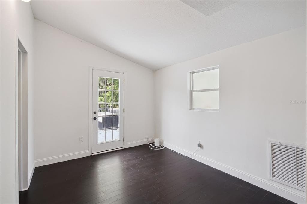 7247 TREASURE ISLAND ROAD photo 14