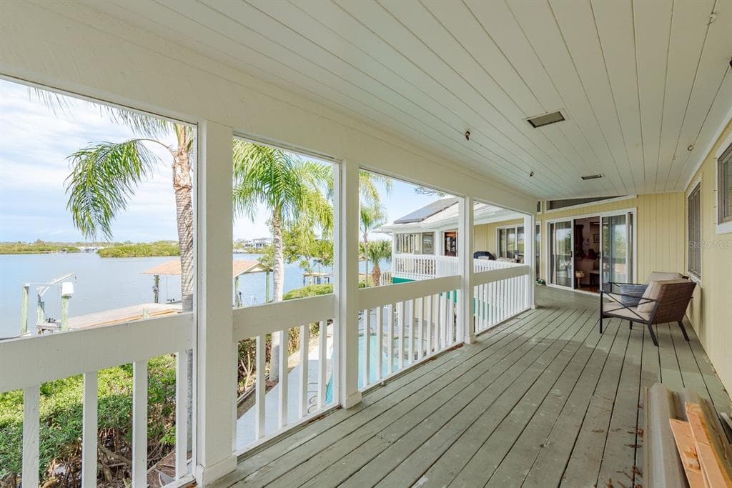 600 SOUNDVIEW DRIVE photo 15