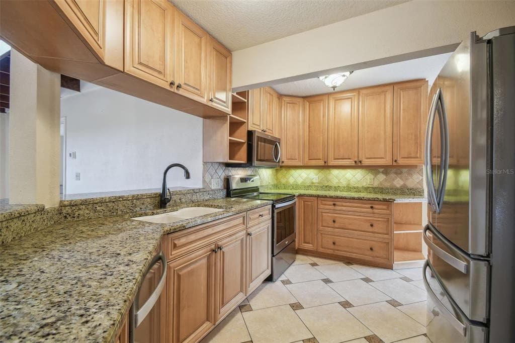 6321 GARLAND COURT photo 7