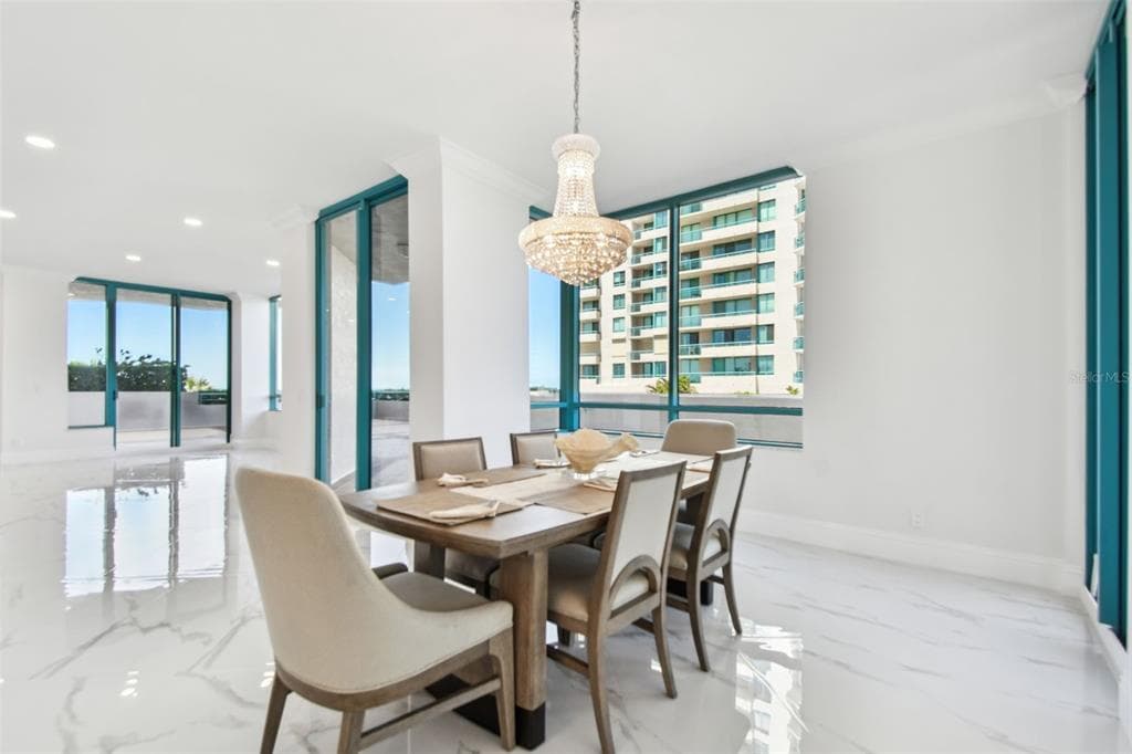 1560 GULF BOULEVARD 306 photo 11