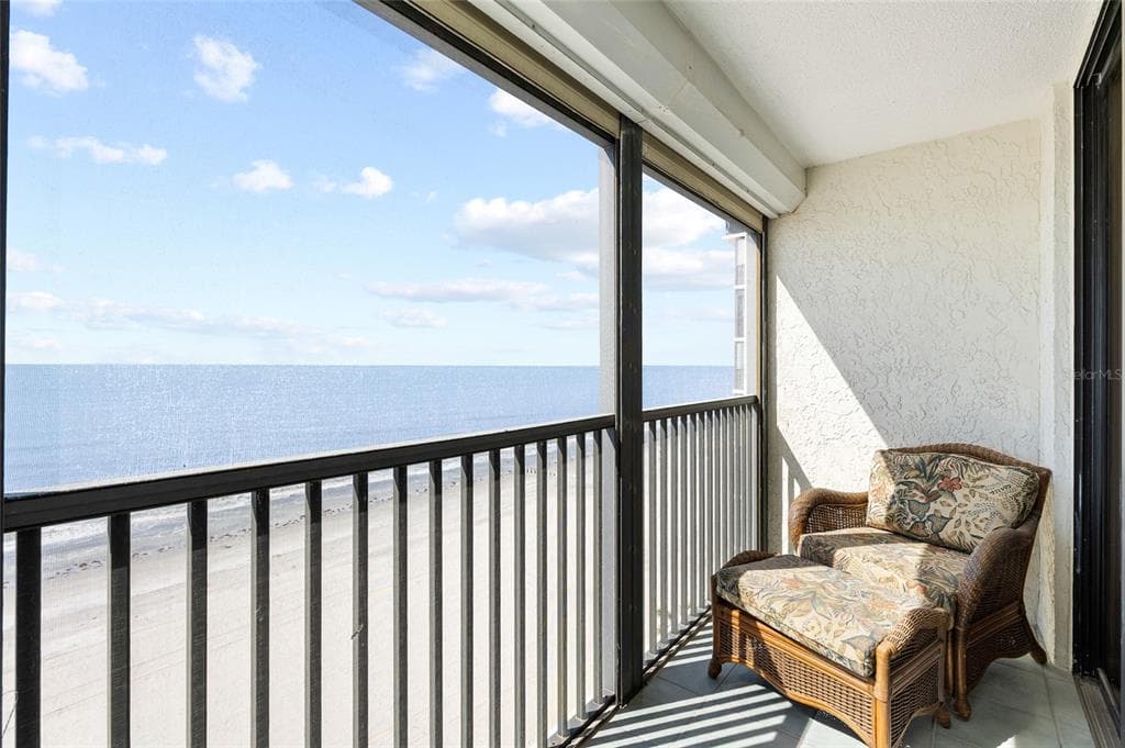 15462 GULF BOULEVARD 601 photo 21