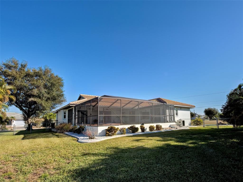 2301 VIA VENETO DRIVE photo 6