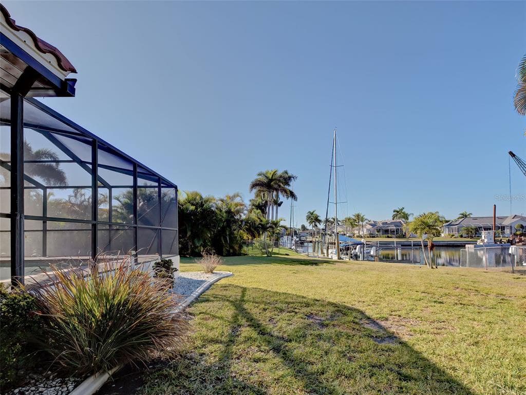 2301 VIA VENETO DRIVE photo 3