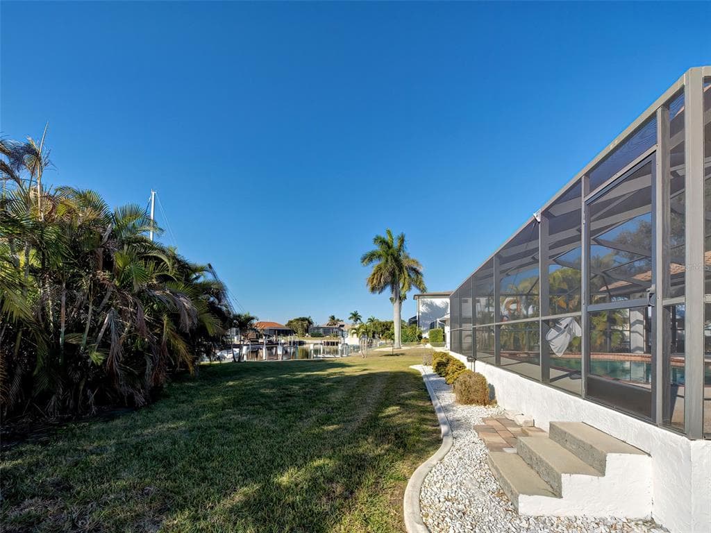 2301 VIA VENETO DRIVE photo 8