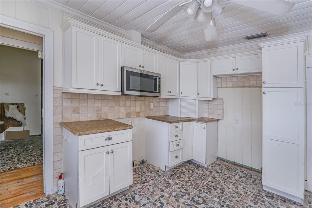 16029 REDINGTON DRIVE photo 20