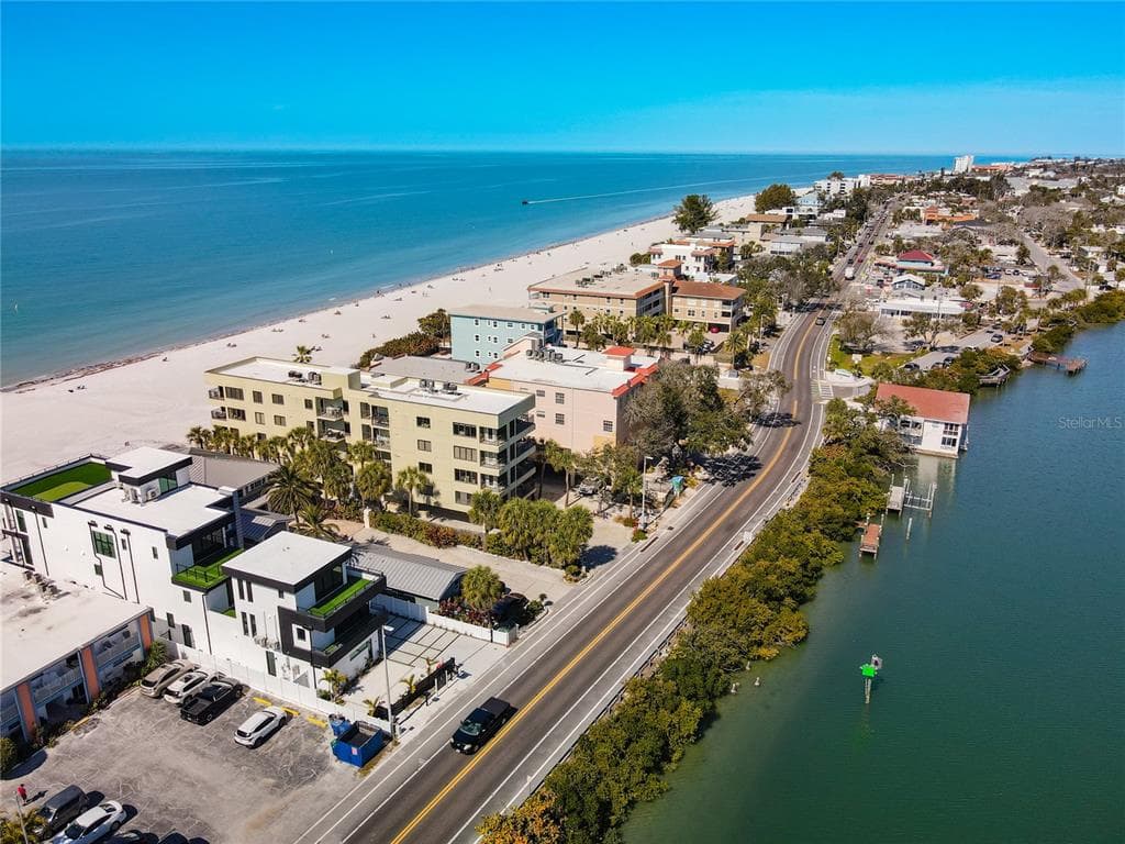 78 GULF BOULEVARD 5 photo 9