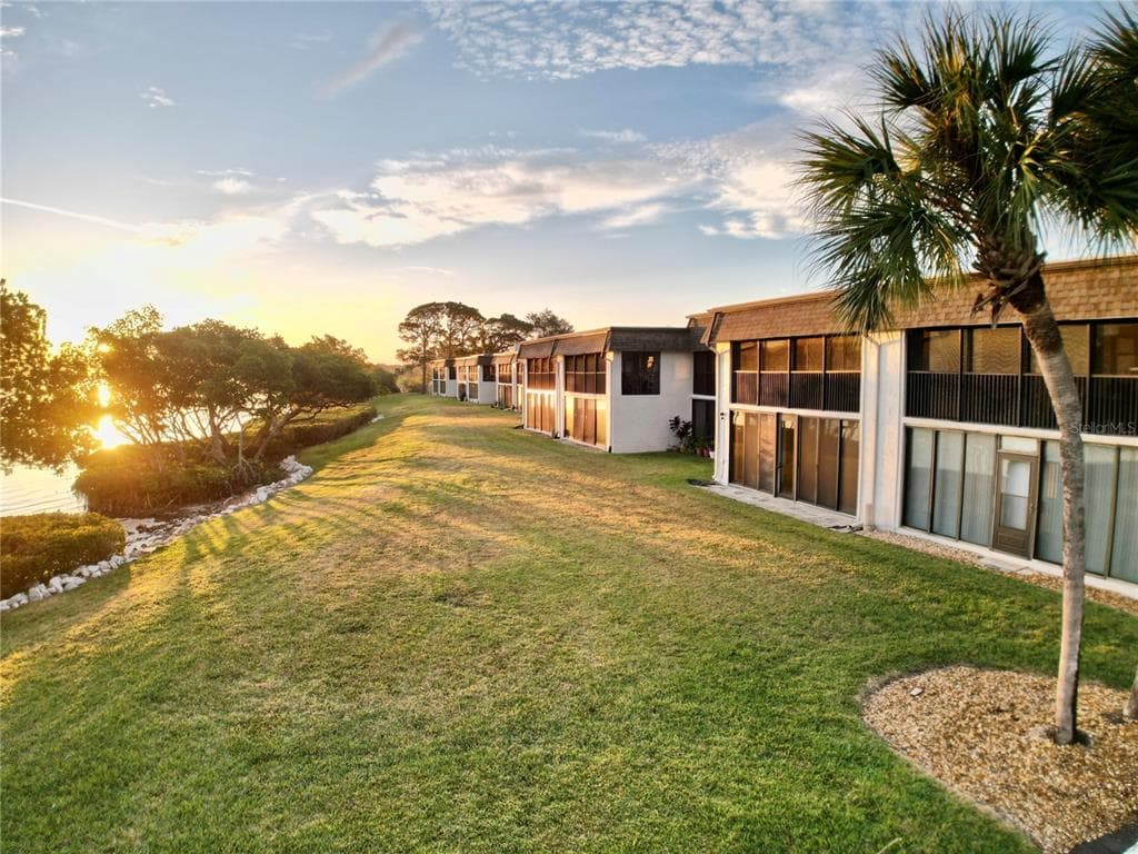 2980 HAINES BAYSHORE ROAD 124 photo 3