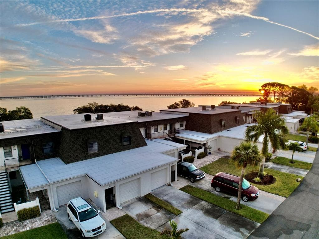 2980 HAINES BAYSHORE ROAD 124 photo 1