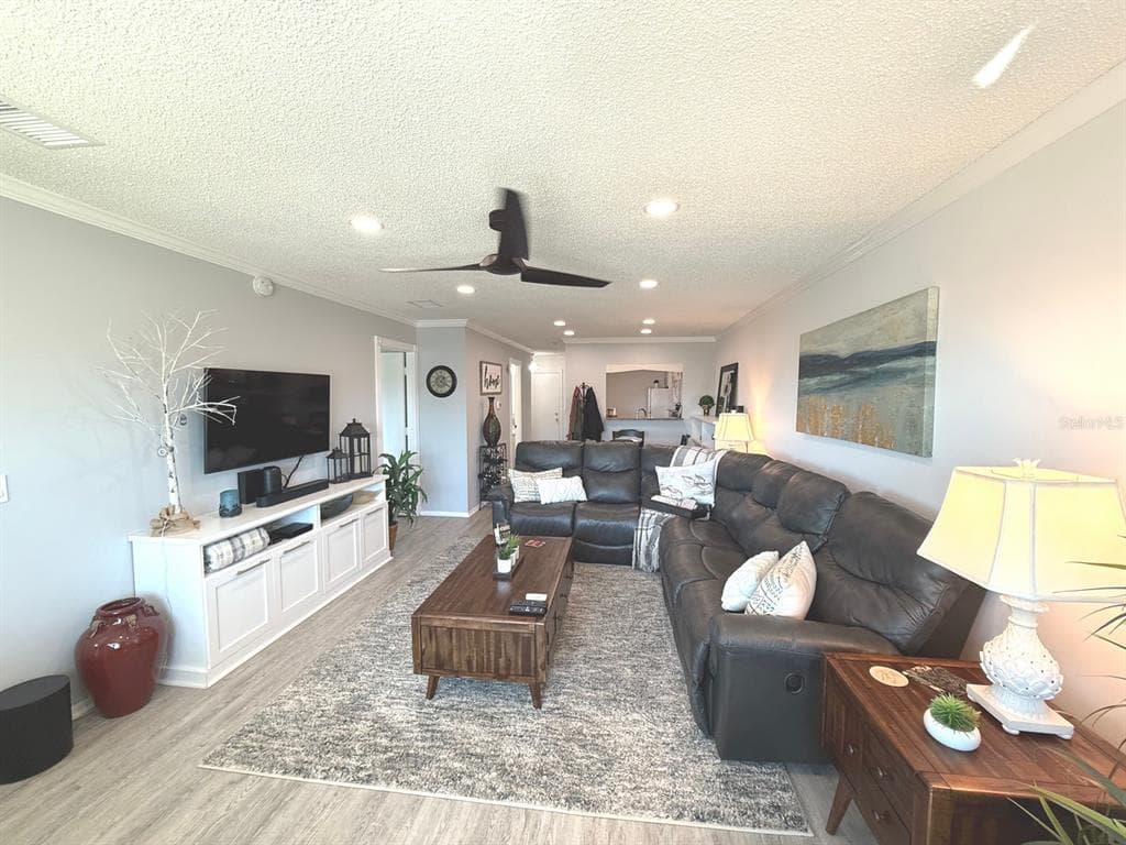 100 BLUFF VIEW DRIVE 317A photo 15