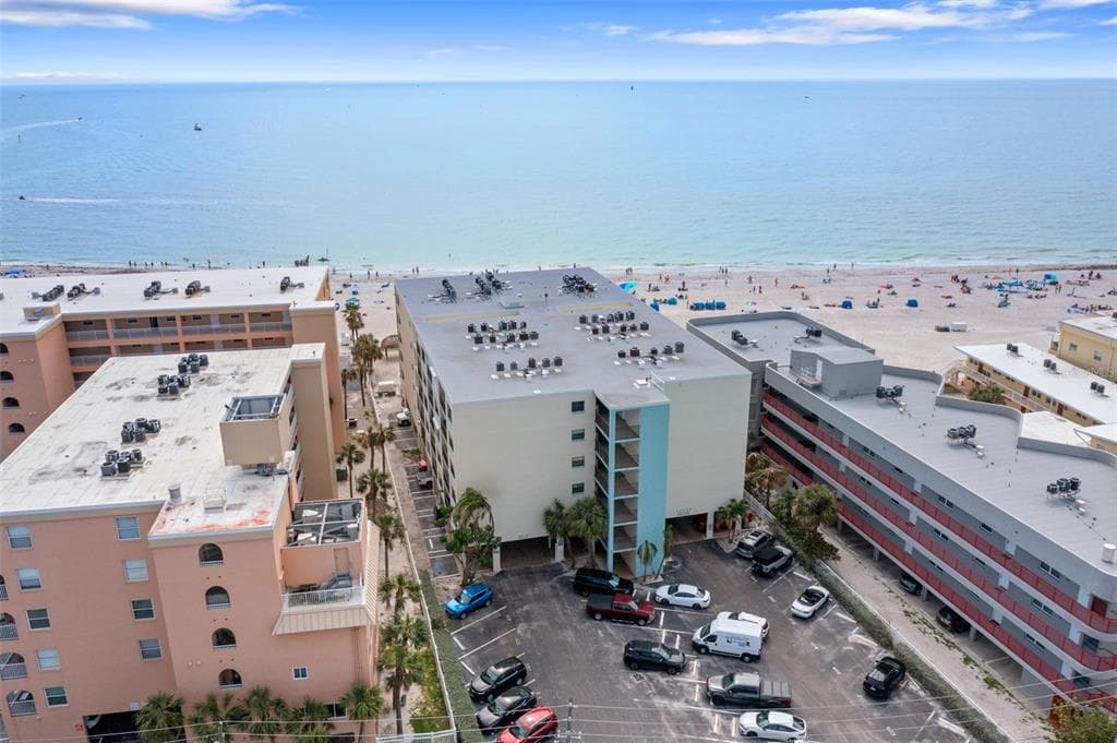 12924 GULF BOULEVARD 502 photo 3