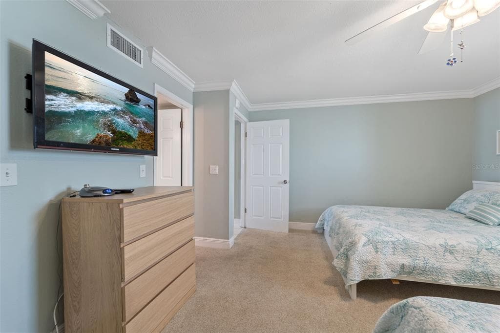 12924 GULF BOULEVARD 502 photo 21