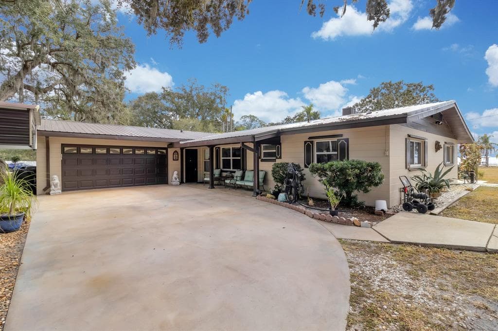 5870 ALLIGATOR LAKE SHORE W 1
