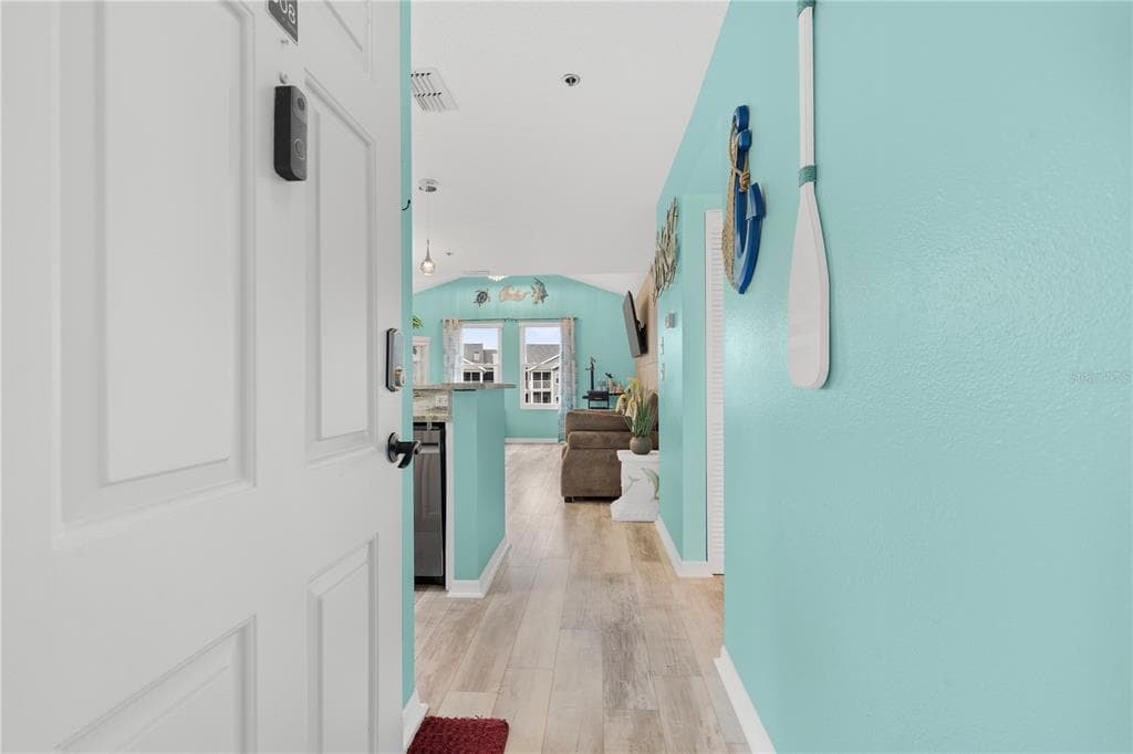 5722 BISCAYNE COURT 308 photo 3