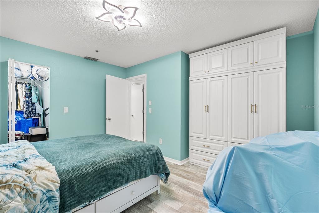 5722 BISCAYNE COURT 308 photo 19