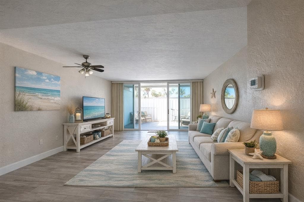 500 TREASURE ISLAND CAUSEWAY 106 photo 4