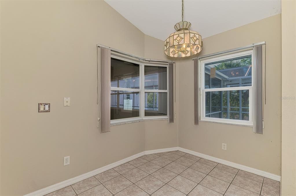 4041 BARBARY LANE photo 23