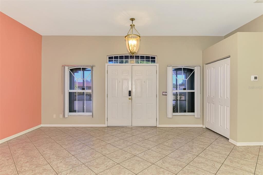 4041 BARBARY LANE photo 8