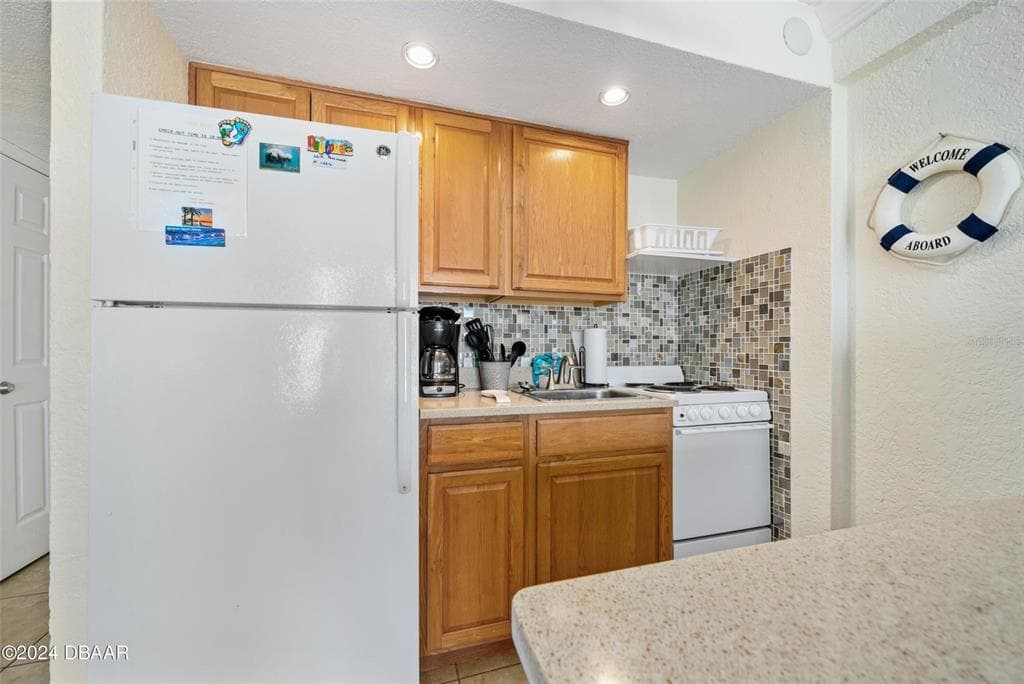 2301 S ATLANTIC AVENUE 236 photo 10