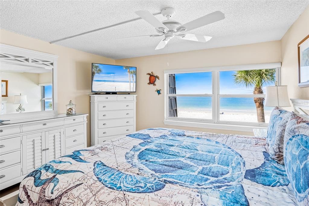 60 GULF BOULEVARD 203 photo 24