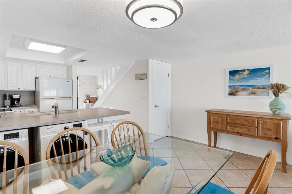60 GULF BOULEVARD 203 photo 18