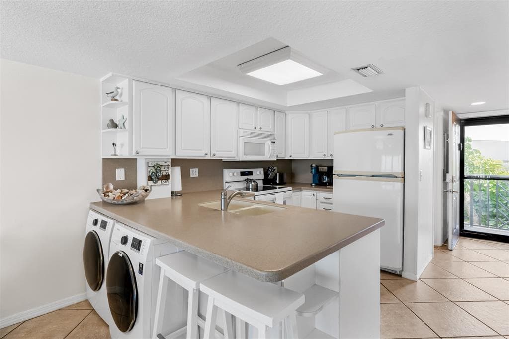 60 GULF BOULEVARD 203 photo 19