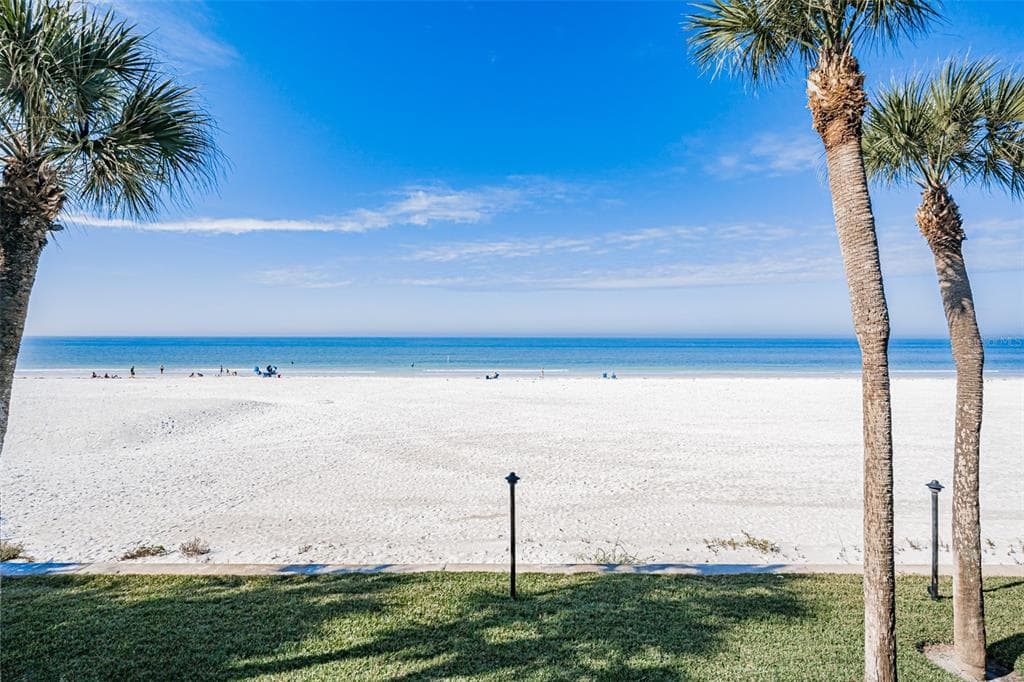 60 GULF BOULEVARD 203 photo 8