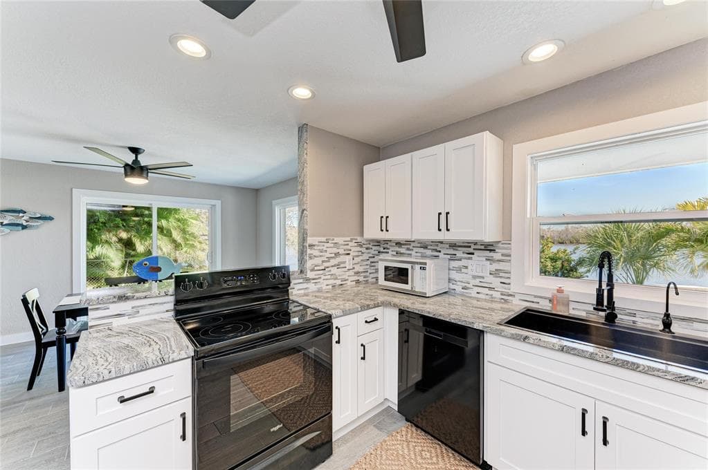 9610 SW YACHT DRIVE photo 20