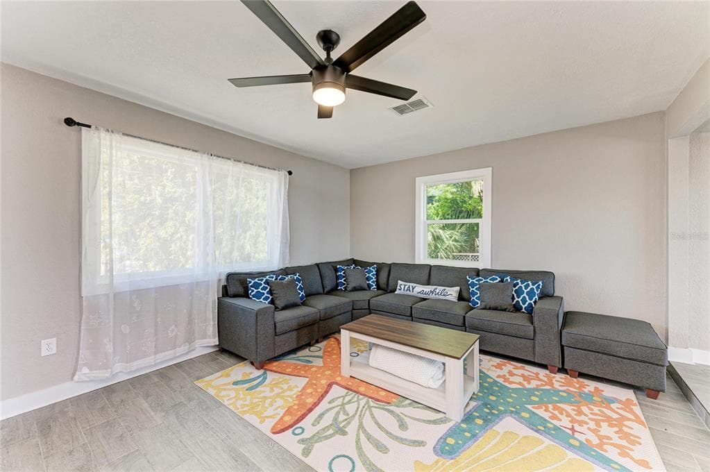 9610 SW YACHT DRIVE photo 10