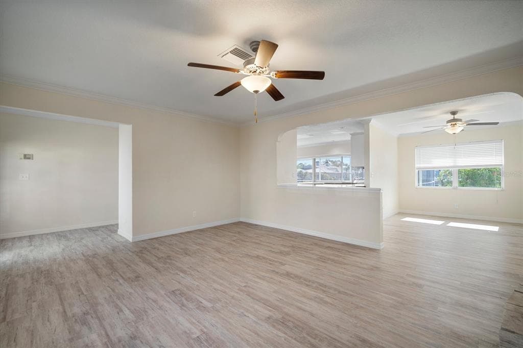 910 SPINDLE PALM WAY photo 17